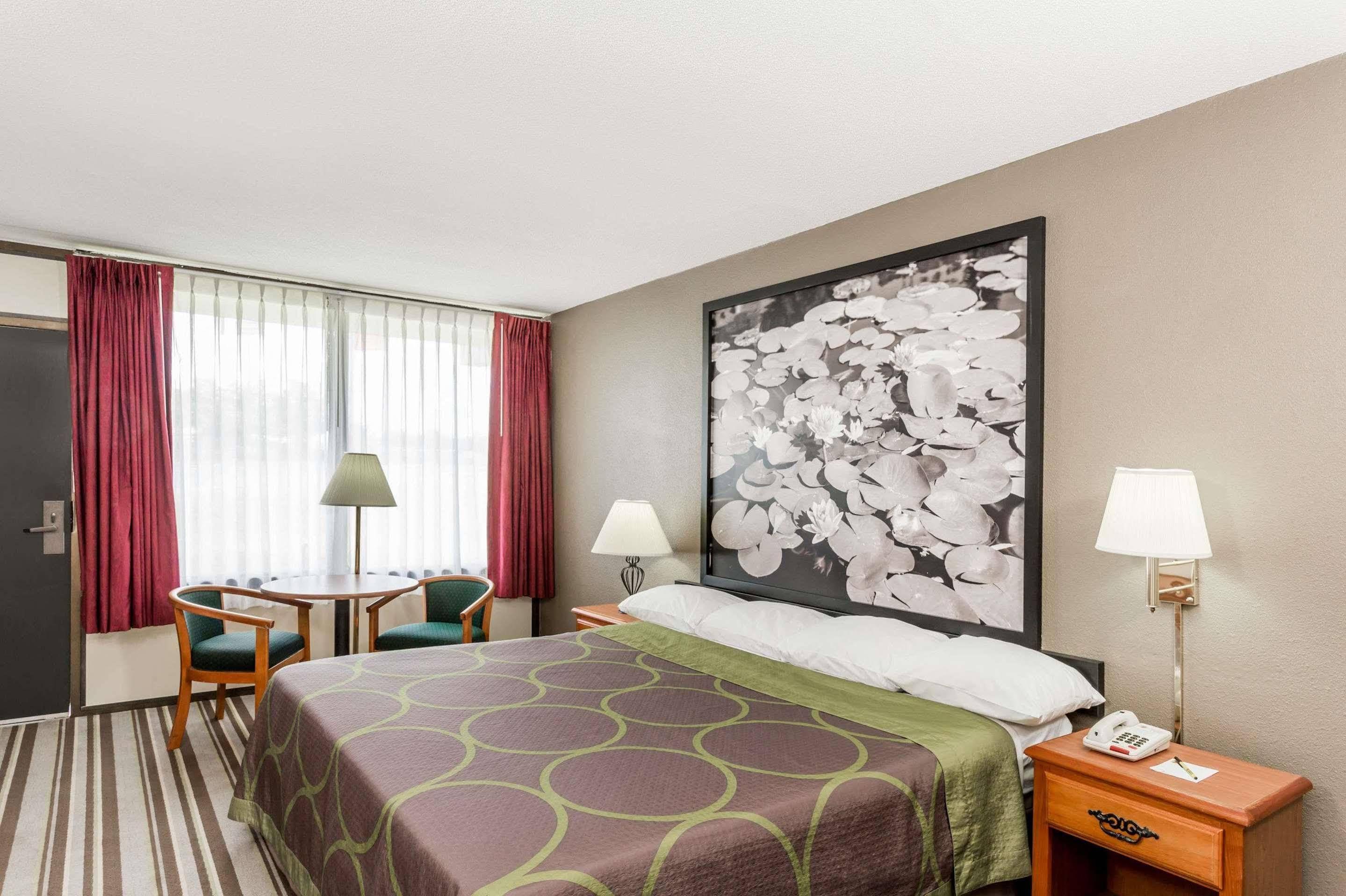 Super 8 By Wyndham Valdosta Mall Εξωτερικό φωτογραφία