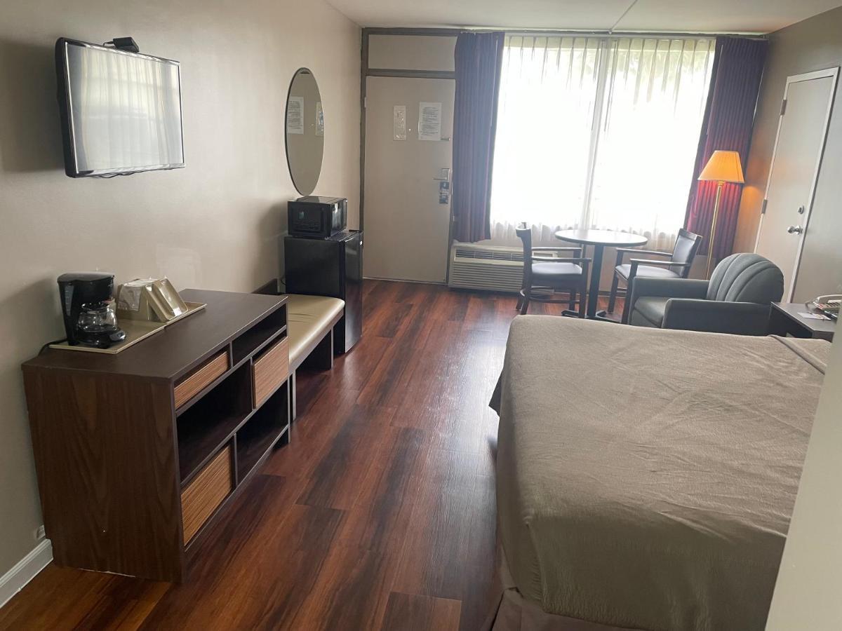 Super 8 By Wyndham Valdosta Mall Εξωτερικό φωτογραφία