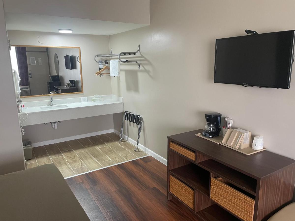 Super 8 By Wyndham Valdosta Mall Εξωτερικό φωτογραφία