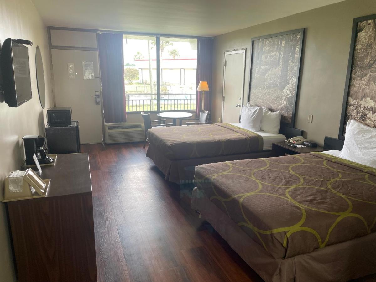 Super 8 By Wyndham Valdosta Mall Εξωτερικό φωτογραφία